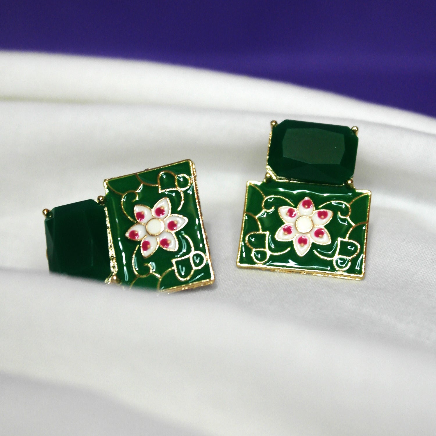 MEENA STUDS