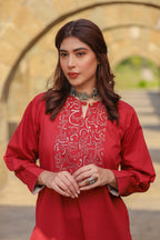 maroon shirt
