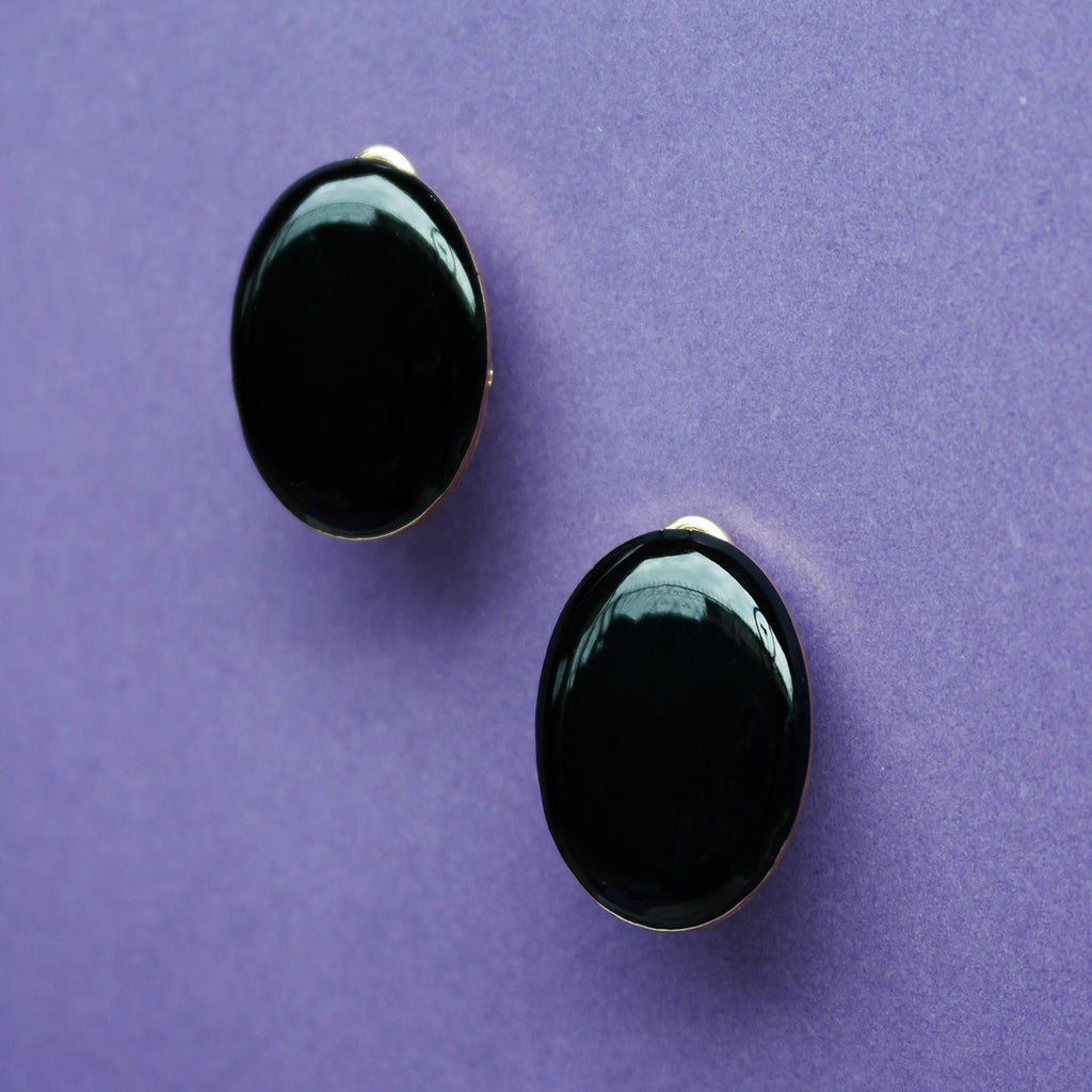 OVAL STUDS BLK