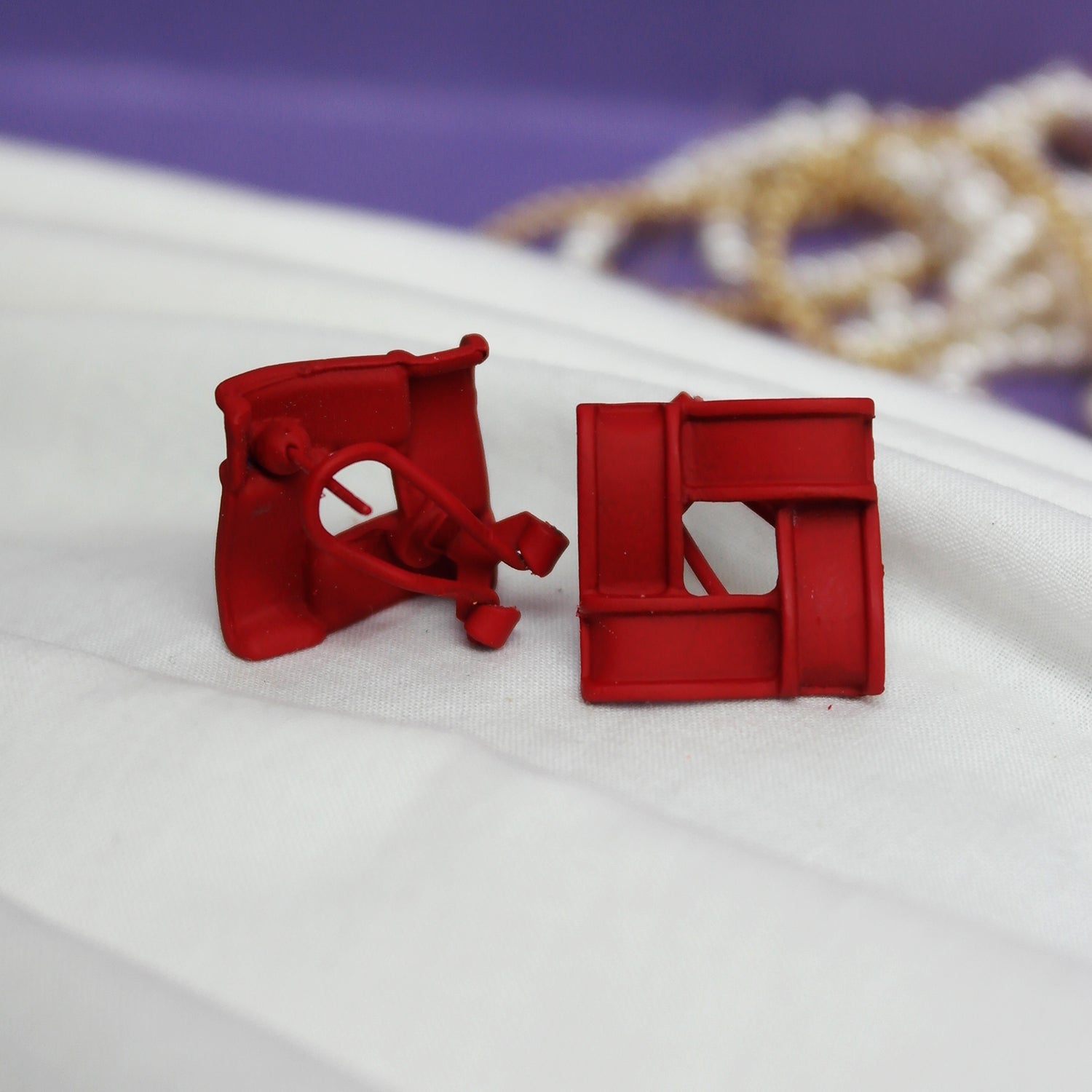 MAZE STUDS CRD